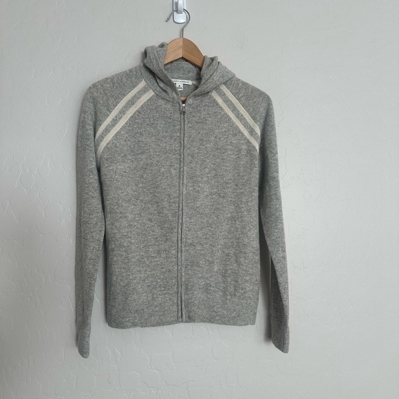 Banana Republic Sweaters - Banana Republic Vintage Y2K Cashmere Wool Blend Gray Hooded Zip up Sweater M